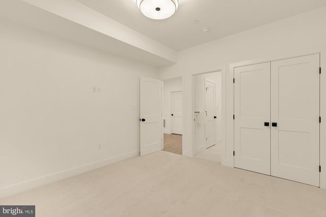 5435 MOHICAN RD, Bethesda, MD 20816