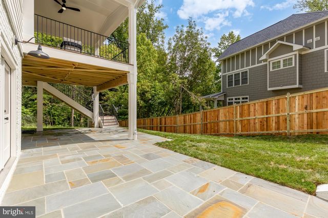 5435 MOHICAN RD, Bethesda, MD 20816