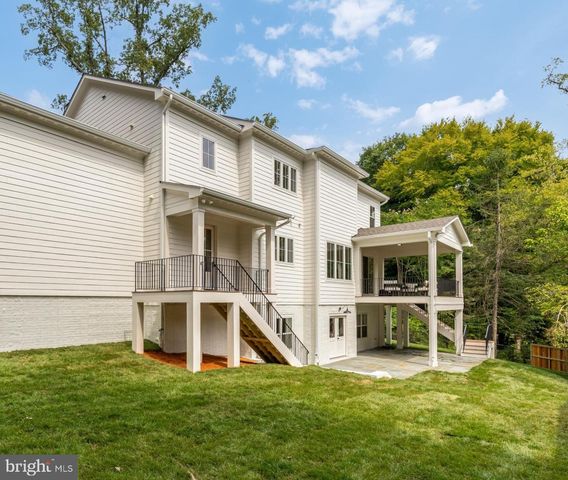5435 MOHICAN RD, Bethesda, MD 20816