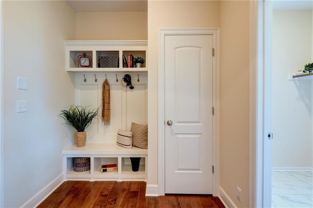 14609 Aspen Circle, Basehor, KS 66007