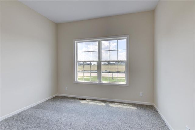 14609 Aspen Circle, Basehor, KS 66007