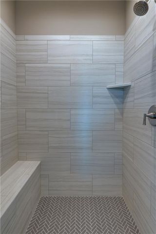 14609 Aspen Circle, Basehor, KS 66007