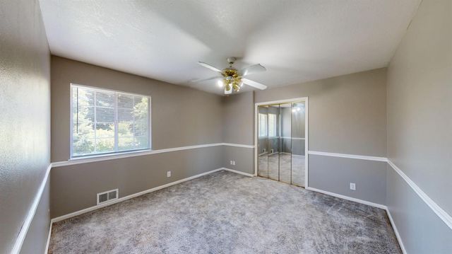782 Shadowbrook Ln, Manteca, CA 95336