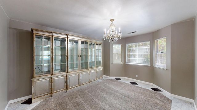 782 Shadowbrook Ln, Manteca, CA 95336