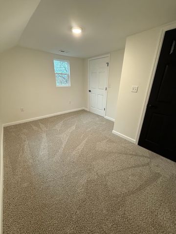 402 W Railroad St, Dickson, TN 37055