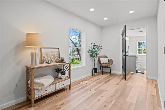 402 W Railroad St, Dickson, TN 37055