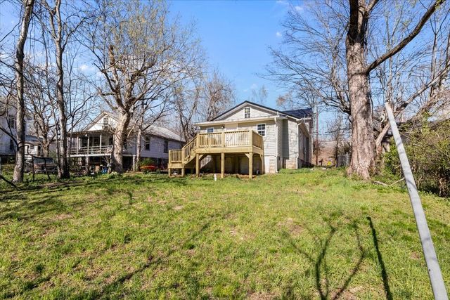 402 W Railroad St, Dickson, TN 37055
