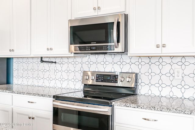 455 Mallard Lake Blvd, Shepherdsville, KY 40165