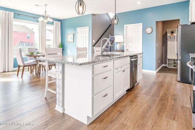 455 Mallard Lake Blvd, Shepherdsville, KY 40165