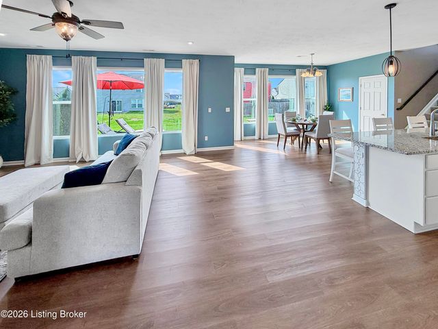 455 Mallard Lake Blvd, Shepherdsville, KY 40165