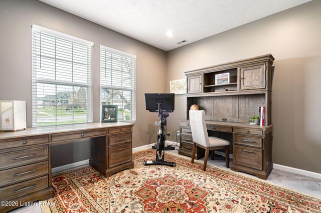 455 Mallard Lake Blvd, Shepherdsville, KY 40165