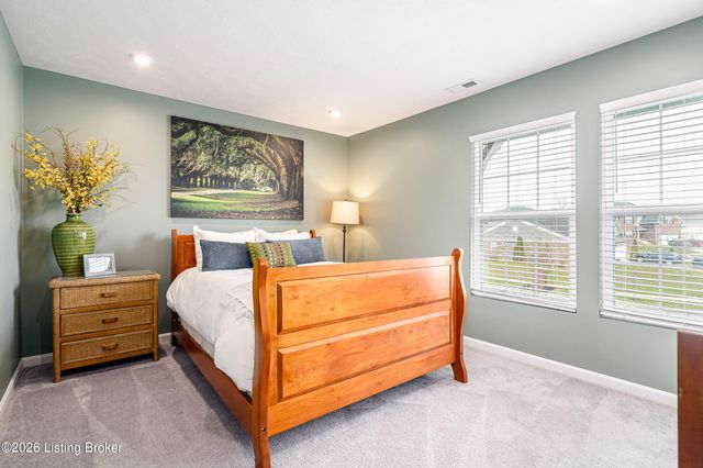 455 Mallard Lake Blvd, Shepherdsville, KY 40165