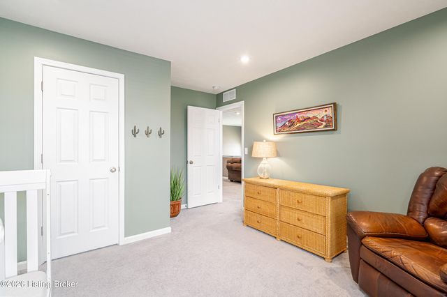 455 Mallard Lake Blvd, Shepherdsville, KY 40165