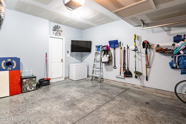 455 Mallard Lake Blvd, Shepherdsville, KY 40165