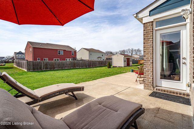 455 Mallard Lake Blvd, Shepherdsville, KY 40165