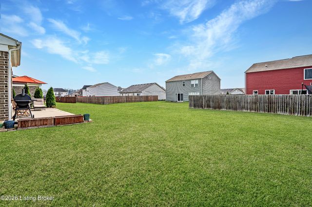 455 Mallard Lake Blvd, Shepherdsville, KY 40165