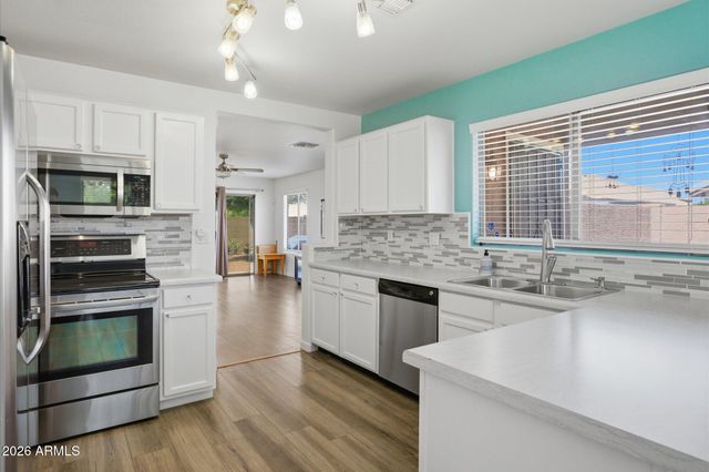 6610 S 22ND Drive, Phoenix, AZ 85041