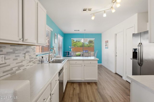 6610 S 22ND Drive, Phoenix, AZ 85041