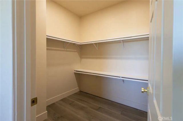 8434 Gothic Street, North Hills, CA 91343