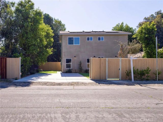 8434 Gothic Street, North Hills, CA 91343