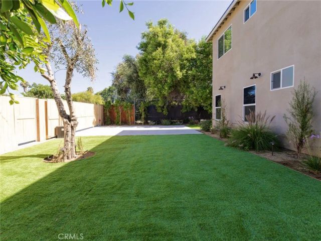 8434 Gothic Street, North Hills, CA 91343