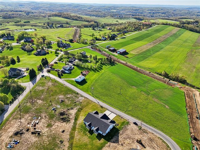 1165 Valley Club Dr 116, Penn Twp, PA 15642