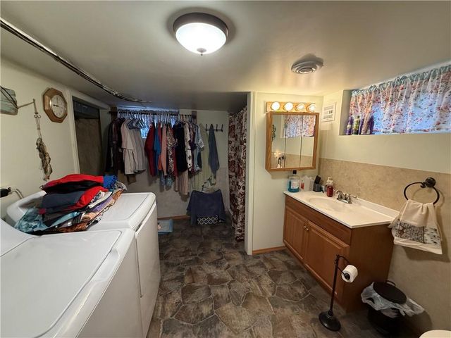 1245 central Avenue, Horton, KS 66439