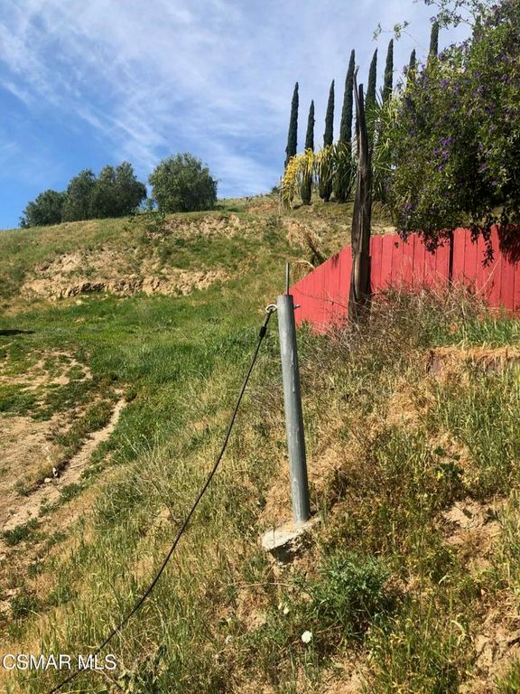 Image 8 of property listing at 1071 Walnut Canyon Road, Moorpark, CA 93021