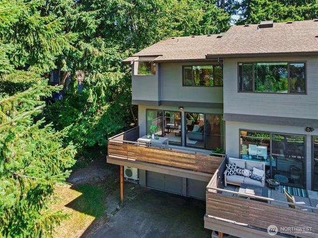 6522 108th Avenue NE, Kirkland, WA 98033