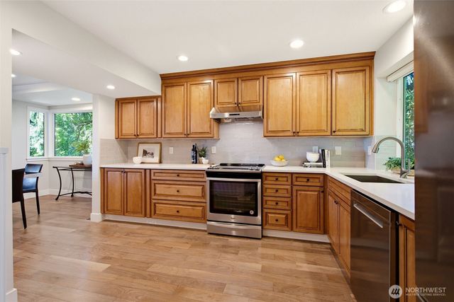 6522 108th Avenue NE, Kirkland, WA 98033