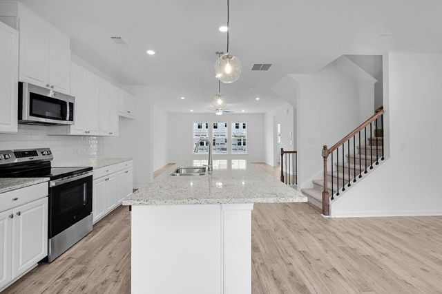 2843 Rosehall Way, Lawrenceville, GA 30043