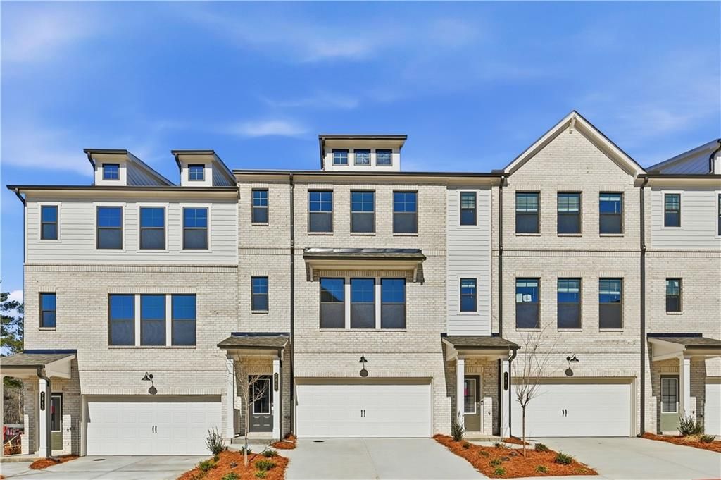 2843 Rosehall Way, Lawrenceville, GA 30043