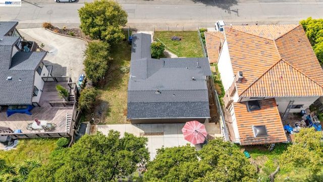 25910 Westview Way, Hayward, CA 94542