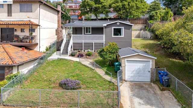 25910 Westview Way, Hayward, CA 94542