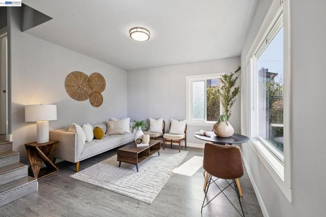 25910 Westview Way, Hayward, CA 94542