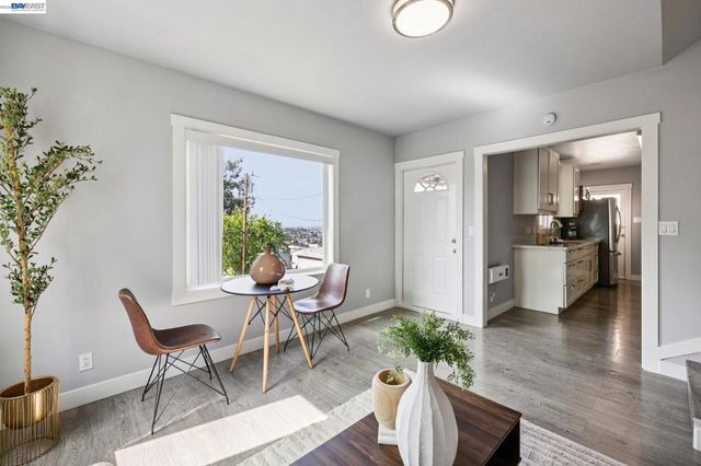 25910 Westview Way, Hayward, CA 94542