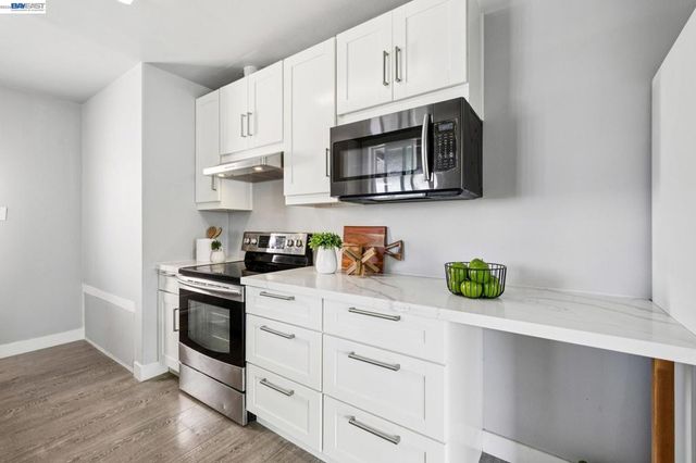 25910 Westview Way, Hayward, CA 94542