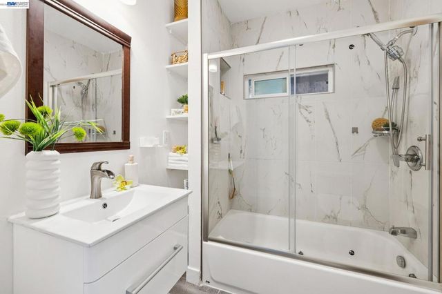 25910 Westview Way, Hayward, CA 94542