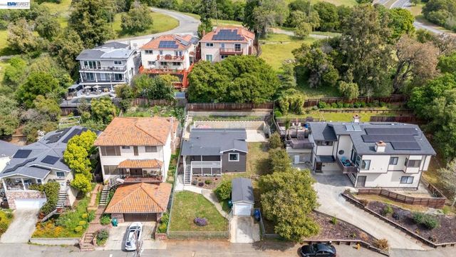 25910 Westview Way, Hayward, CA 94542