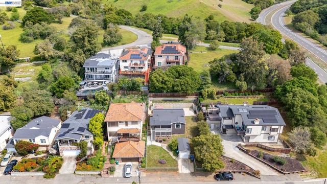 25910 Westview Way, Hayward, CA 94542