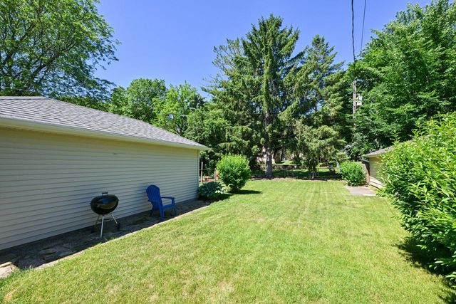 2123 N 66th STREET, Wauwatosa, WI 53213