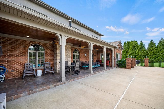 204 Porta Verde, Nicholasville, KY 40356
