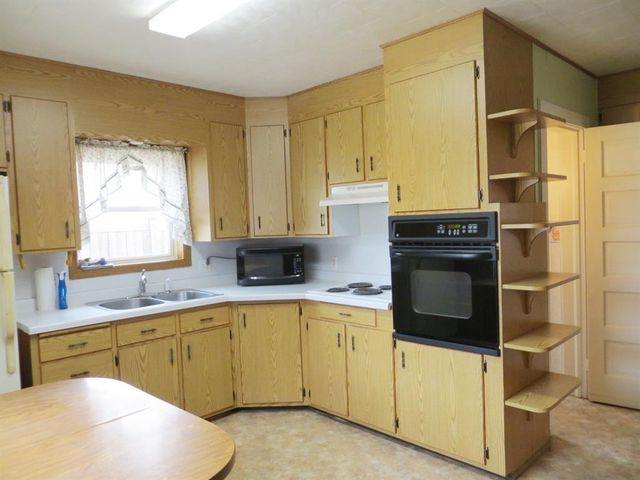 636 E 3rd Street, Owen, WI 54460