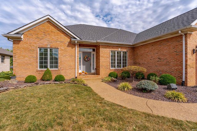 200 Westbriar Road, Newburgh, IN 47630