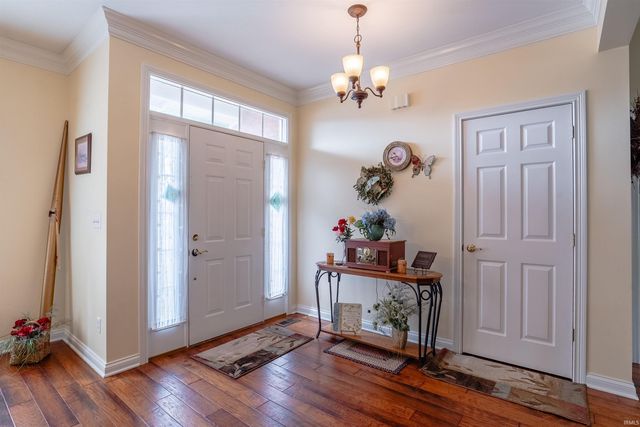 200 Westbriar Road, Newburgh, IN 47630