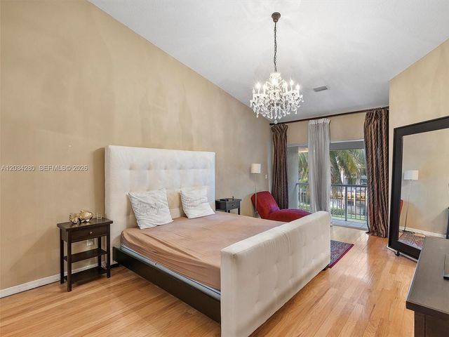 21399 Marina Cove Circle M12, Aventura, FL 33180