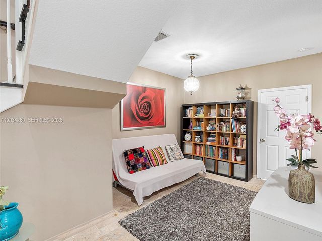 21399 Marina Cove Circle M12, Aventura, FL 33180