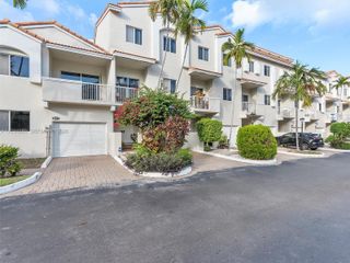 21399 Marina Cove Circle M12, Aventura, FL 33180