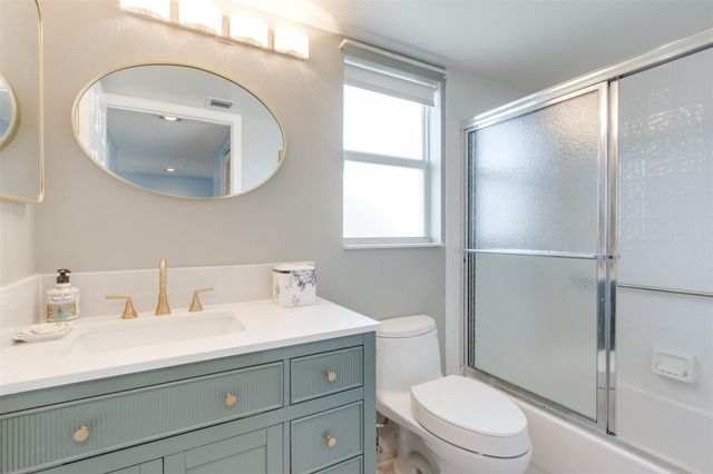 9539 W Weldon Circle F-201, Tamarac, FL 33321