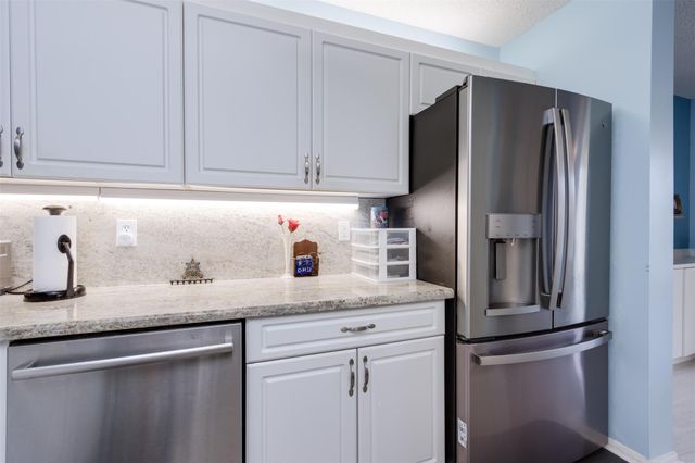 9539 W Weldon Circle F-201, Tamarac, FL 33321